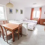 House With A Swimming Pool Smrika, Kraljevica - 16050 度假居